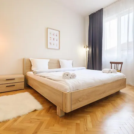 Bright 1-bedroom In The Heart Of The Daire *