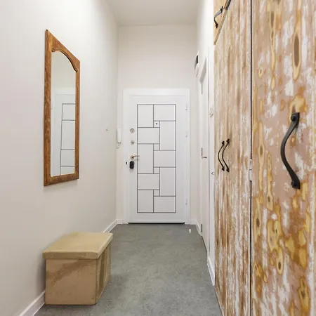 Bright 1-bedroom In The Heart Of The Daire